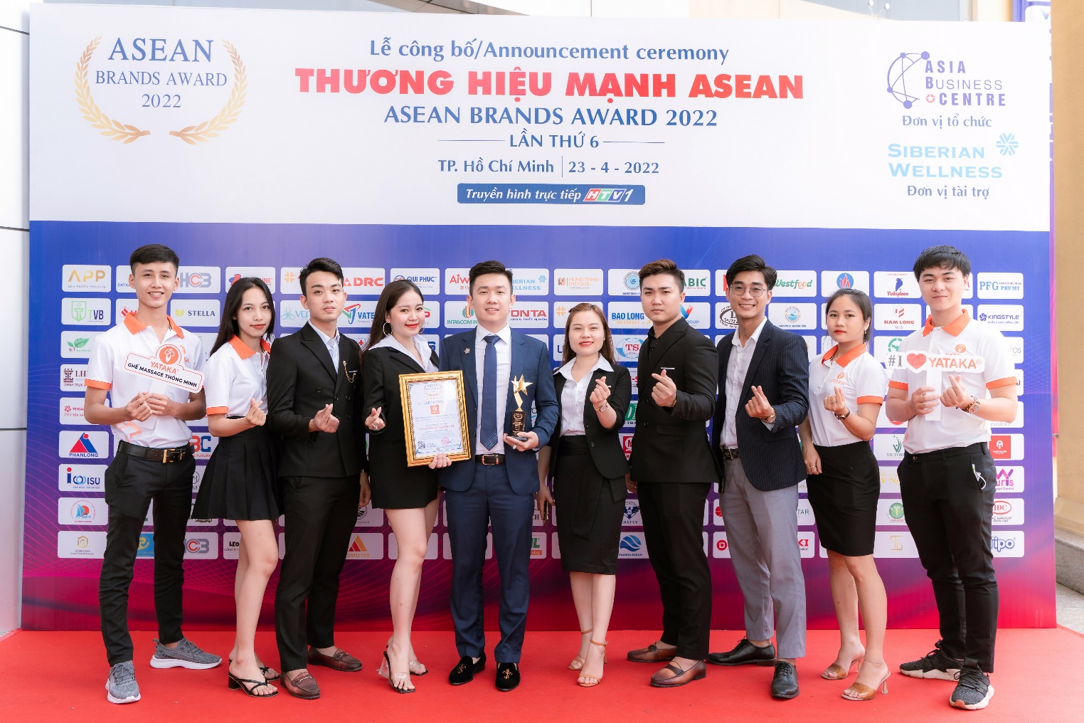 yataka-dat-top-10-giai-thuong-thuong-hieu-manh-asean-2022